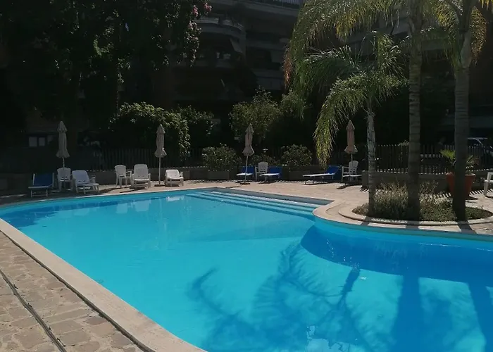 Sweet Terrace & Pool Appartement *